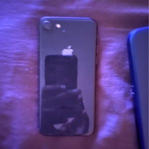 Unlocked Iphone 8